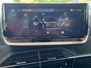 Peugeot 2008 Peugeot 2008 1.2 130 PK Automaat Allure Navi* Carplay Camera Stoelverwarming ACC DAB Keyless 17 Inch Velgen Parkeersensoren - afbeelding nr 20