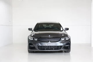 BMW 3 Serie BMW 3 Serie 318i M-Sport Automaat NAP/Schuifdak/19inch/Cam/Sfeerverl - afbeelding nr 18