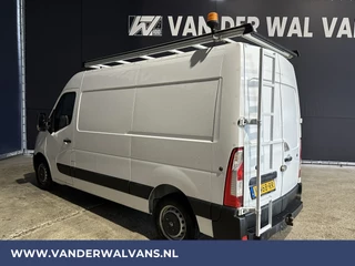 Opel Movano Opel Movano 2.3 CDTI 146pk L2H2 Euro6 Airco | Imperiaal | Trap | Camera | Navigatie | 2500kg Trekhaak Cruisecontrol, Parkeersensoren, Bijrijdersbank - afbeelding nr 2