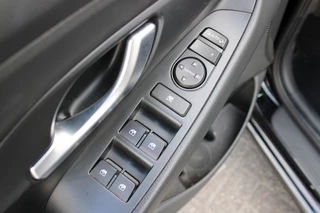 Hyundai i30 Hyundai i30 Wagon 1.5 T-GDi MHEV N-Line Sky Automaat - afbeelding nr 35