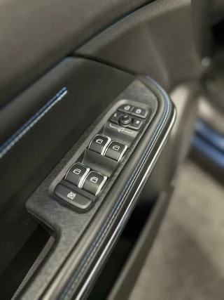 Lynk & Co 01 Lynk & Co 01 1.5 261PK Plug-in Hybrid |Trekhaak|Pano|AppleCarplay|Adaptive Cruise| - afbeelding nr 17