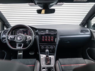 Volkswagen Golf Volkswagen Golf 2.0 TSI GTI Performance Pano Alcantara VOL!! - afbeelding nr 16
