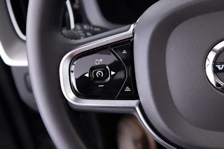 Volvo XC60 Volvo XC60 2.0 T6 398PK AWD Recharge Plus Dark | PANORAMADAK | Vapour Grey | PHEV - afbeelding nr 13