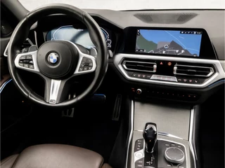 BMW 3 Serie BMW 3 Serie Touring 330e xDrive M Sport 293Pk Automaat (PANORAMADAK, M PAKKET, LASER KOPLAMPEN, MEMORY SEATS, HEAD-UP DISPLAY, HARMAN/KARDON, 360 CAMERA, ADAPTIVE CRUISE, APPLE CARPLAY, NIEUWE APK, NIEUWSTAAT) - afbeelding nr 7