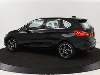 BMW 2 Serie BMW 2-serie Active Tourer 218i High Executive | Leder | Stoelverwarming |  Navigatie | Parkeerhulp | Full LED | Climate control | Cruise control | Bluetooth - afbeelding nr 2