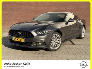 Ford Mustang Fastback 2.3 EcoBoost | Handgeschakeld | Sensoren | Stoel verwarm/venti