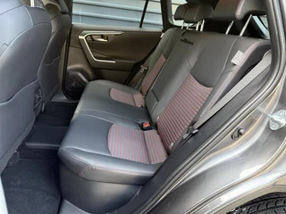 Toyota RAV4 Toyota RAV4 2.5 Plug-in Hybrid AWD Bi-Tone Plus Trekh.360 Camera - afbeelding nr 10
