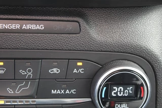 Ford Focus Ford Focus Wagon 1.0-125pk EcoBoost Mild-hybrid Titanium. Mooie, ruime, luxe en comfortabele Ford Focus wagon. Volautm. airco dual, camera, stoel-, stuur- en voorraamverw., easy entry/easy go, cruise control, Isofix, side- en lane assist, parkeersensoren v+a, LM wielen etc. - afbeelding nr 22