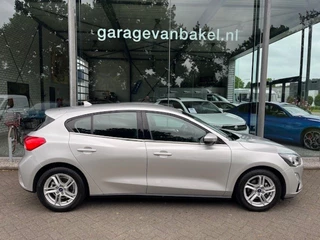 Ford Focus Ford Focus 1.0 EcoBoost Hybrid Trend Edition NAVI CARPLAY/CAMERA - afbeelding nr 5