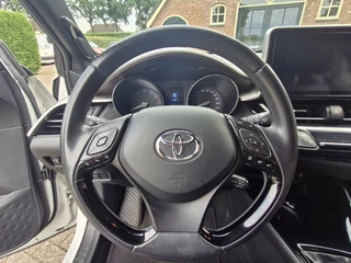 Toyota C-HR Toyota C-HR 1.2 First Edition - afbeelding nr 12