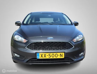 Ford Focus Ford Focus Wagon 125 PK H6 Chroom Trekhaak Lichtmetalen Velgen Parkeersensor - afbeelding nr 3