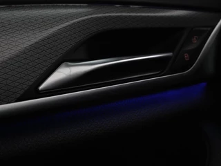 BMW 5 Serie BMW 5-serie 540d xDrive M Sport | Panoramadak | Head-Up |  Adaptive cruise | Carplay | Alcantara | Harman/Kardon | Stoelverwarming | Trekhaak | Sfeerverlichting - afbeelding nr 25