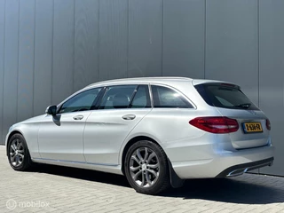 Mercedes-Benz C-Klasse Mercedes C-klasse Estate 180 Amg pakket unieke staat en km - afbeelding nr 2