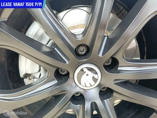 Škoda Octavia Skoda Octavia Combi 1.8 TSI DSG RS XENON CRUISE NAVI STOELVERW PDC DCC - afbeelding nr 23