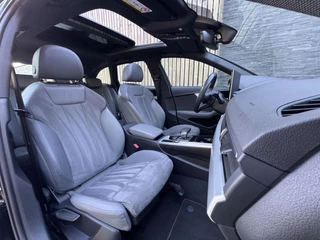 Audi A4 Audi A4 Avant 35 TFSI S-line Automaat | Panoramadak | Leer/alcantara bekleding | Elektrisch verstelbare bestuurdersstoel | LED verlichting | Bang&Olufsen audio | Apple CarPlay | Parkeersensoren voor en achter - afbeelding nr 43