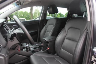 Hyundai Tucson Hyundai Tucson 1.6 GDi Comfort / Camera / Leder / Navigatie / 17'' / Stoelverwarming 4x / DAB / Cruise Control - afbeelding nr 4