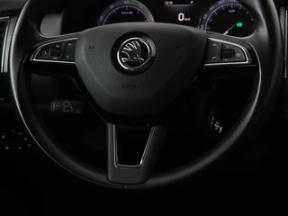 Škoda Kodiaq Skoda Kodiaq 1.4 TSI Ambition 7-persoons | Panoramadak |  Stoel & stuurverwarming | Adaptive cruise | Trekhaak | Carplay | Full LED | Navigatie - afbeelding nr 10