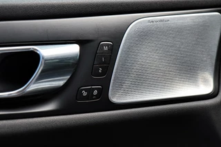 Volvo S60 Volvo S60 2.0 T8 AWD Polestar Engineered /PANODAK/B&W/MEMORY/HUD/360 CAMERA/TREKHAAK! - afbeelding nr 21