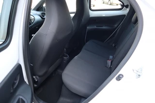 Toyota Aygo Toyota Aygo X 1.0 VVT-i MT Play AdaptiveCruise/Apple/AndroidAuto - afbeelding nr 19