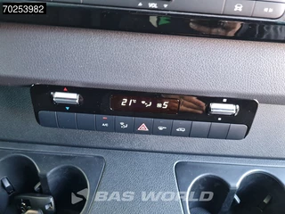 Mercedes-Benz Sprinter Mercedes Sprinter 519 CDI Automaat Dubbellucht L4H2 XXL 3500kg trekhaak ACC LED Camera Navi 16m3 Airco Trekhaak - afbeelding nr 11