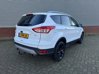 Ford Kuga Ford Kuga 1.5 Titanium 4WD|Camera|Cruise|Trekhaak|Stoelverwarming|Keyless|Automaat|Bluetooth| - afbeelding nr 8