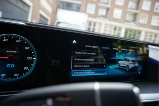 Mercedes-Benz EQC HUD 360 Panoramadak Apple Carplay Sfeerverlichting Junge Sterne garantie 8/2029 BTW auto 80 kWh - afbeelding nr 48