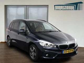 BMW 2 Serie BMW 2-serie Gran Tourer 218i High Executive 7p.*LEER*HAAK*NAVI PROF*TEL* - afbeelding nr 1