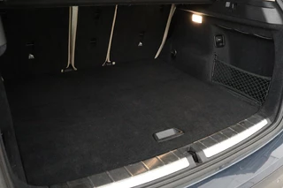 BMW X1 BMW X1 sDrive20i Orange Edition II | Leder |  Stoelverwarming | Head-Up | Full LED | Sportstoelen | Navigatie | Park Assist | Bluetooth - afbeelding nr 20
