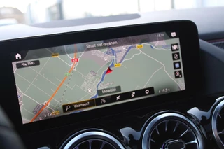 Mercedes-Benz GLA Mercedes GLA-klasse 250 e AMG/Pano/Night/Sfeer/Camera/Trekh - afbeelding nr 20