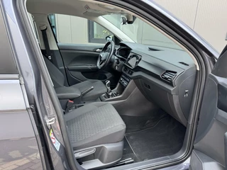 Volkswagen T-Cross Volkswagen T-Cross 1.0 TSI Go Camera | Carplay | Nette auto! - afbeelding nr 23