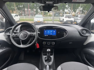Toyota Aygo Toyota Aygo X 1.0 VVT-i MT Play + Red Pack Apple/Android, Cruise, Voorstoelen verwarmd , All-in Rijklaarprijs - afbeelding nr 12