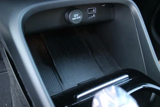 Volvo XC40 ➡️ Volvo XC40 1.5 T5 Recharge Inscription 262 pk | 1e eigenaar | 19 inch | Camera | Dakraam | LED | DAB | Trekhaak | Voorruit verwarming | Telefoon lader | NL auto | inc BTW | - afbeelding nr 31
