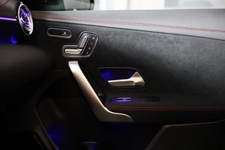 Mercedes-Benz CLA Mercedes-Benz CLA-klasse 250 e AMG 45 Look / FACELIFT / ACC / Memory / Lane Assist / 360 Camera / Dode Hoek / Open Pano / 19 Inch - afbeelding nr 26
