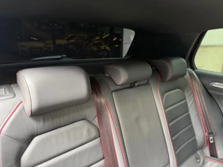 Volkswagen Golf Volkswagen Golf 2.0 TSI GTI TCR|PANO|AKRA|DYNAUDIO|MEMORY|BEARLOCK - afbeelding nr 39