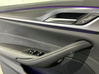 BMW 5 Serie BMW 5 Serie Touring 530e Business Edition Plus | Live cockpit professional | Connected pack professional | - afbeelding nr 7