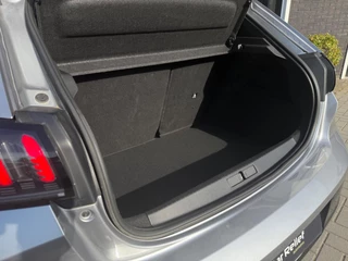 Peugeot 208 Peugeot 208 1.2 PureTech Allure, Parkeercamera, Virtual Cockpit, Cruise Control, Apple CarPlay - afbeelding nr 17