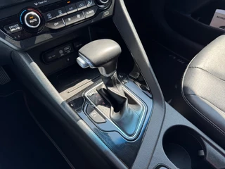 Kia Niro Kia Niro 1.6 GDI H. Execut.L Airco Leder Trekhaak Carplay Navi Adap Cruise - afbeelding nr 12