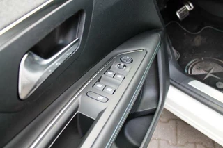 Peugeot 3008 Peugeot 3008 1.6 e-THP Crossway Automaat | Camera | Grip pakket - afbeelding nr 19