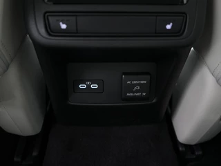 Mazda CX-60 Mazda CX-60 2.5 E-SKYACTIV PHEV Takumi 4WD automaat | Convenience & Sound Pack | Driver Assistance Pack met alarm klasse III : dealer onderhouden - afbeelding nr 40