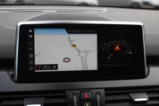 BMW 2 Serie BMW 2 Serie Active Tourer 225xe iPerformance High Exe. / Panoramadak / Camera / Head-up / Leder / Keyless / Navigatie / DAB / Stuurverwarming / Cruise Control - afbeelding nr 23