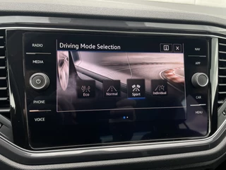 Volkswagen T-Roc Volkswagen T-Roc 1.5 TSI Sport | LED | Trekhaak | Carplay | Camera | PDC - afbeelding nr 53