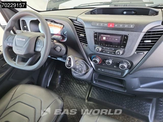 Iveco Daily Iveco Daily 35S16 Automaat Black Edition L2H2 Airco Cruise Velgen 3500kg trekgewicht 12m3 Airco Cruise control - afbeelding nr 7