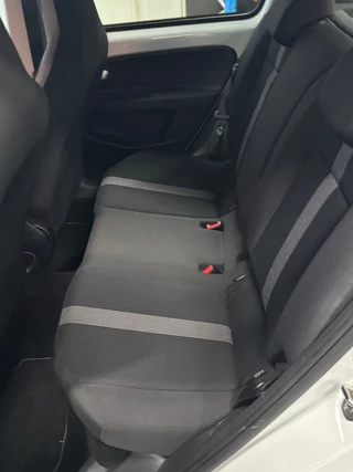 Volkswagen up! Volkswagen Up! 1.0 BMT high up! Clima | Cruise |Navi | Camera | Stoelverwarming | PDC - afbeelding nr 16