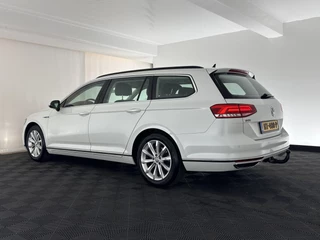 Volkswagen Passat Volkswagen Passat Variant 1.4 TSI GTE Highline Aut. *FULL-LED | ADAPTIVE-CRUISE | ERGONOMIC-SPORTSEATS | KEYLESS | NAVI-FULLMAP | ECC | PARKPILOT | HEATED-SEATS | SHIFT-PADDLES | AMBIENT-LIGHT | TOWBAR | 17''ALU* - afbeelding nr 4
