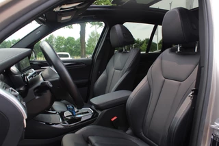 BMW iX3 BMW iX3 Exe. M Sport 80 kWh / SoH 99% / Trekhaak / Panoramadak / Camera / Leder / 20'' / DAB / Sfeerverlichting / Stoelverwarming / Cruise Control - afbeelding nr 4