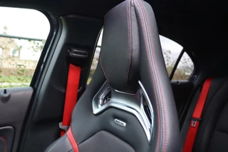 Mercedes-Benz A-Klasse Mercedes A-klasse AMG 45 4MATIC 381 PK Schaalstoelen|Memory|Pano|H&K|Camera|Dealeronderhouden|NL auto|Handcrafted - afbeelding nr 53