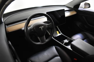 Tesla Model 3 TREKHAAK/LEDER/AUTOPILOT - afbeelding nr 7