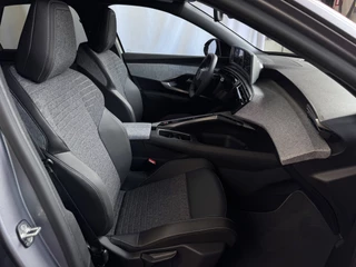 Peugeot 3008 Peugeot 3008 1.2 HYBRID 145e ALLURE AUT. CARPLAY AFN.TREKHAAK NAVI STOELVERW KEYLESS 05/2025 - afbeelding nr 29