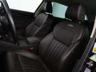 Škoda Superb Skoda Superb 1.4 TSI iV Laurin & Klement | Leder | Trekhaak |  Adaptive cruise | Stoelverwarming | Canton Sound | Navigatie | Memory | Full LED | Keyless | Carplay | PHEV - afbeelding nr 5