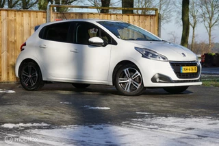 Peugeot 208 Peugeot 208 1.2 PureTech Blue Lion, hele nette auto! - afbeelding nr 2